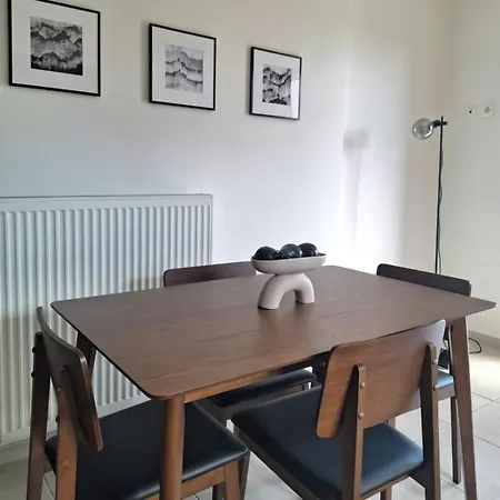 Solis Apartment *