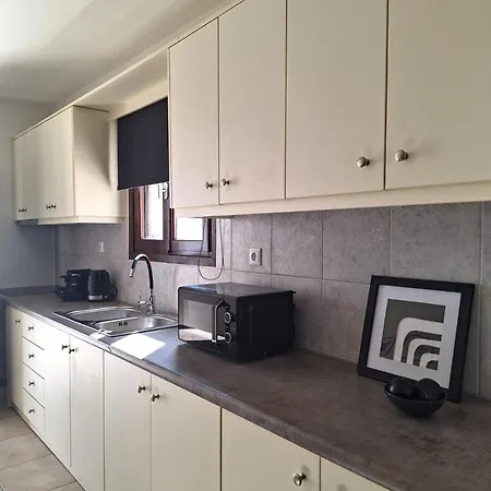Solis Apartment *