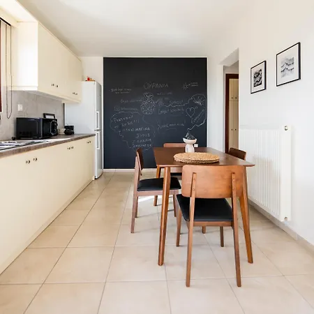 Solis Apartment